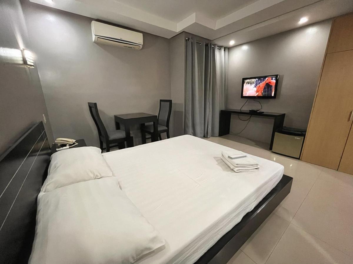 Rumi Apartelle Hotel Анхелес Екстериор снимка