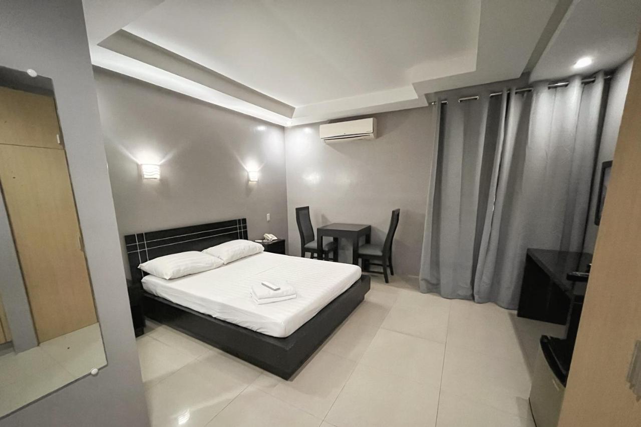 Rumi Apartelle Hotel Анхелес Екстериор снимка