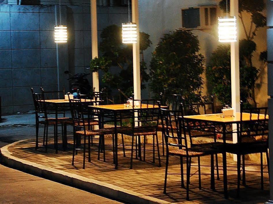 Rumi Apartelle Hotel Анхелес Екстериор снимка